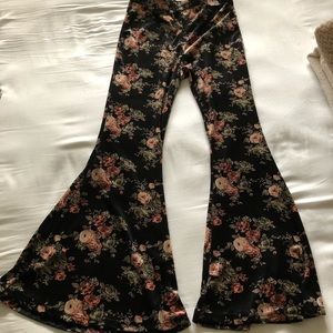 Long 70’s Velvet Pants